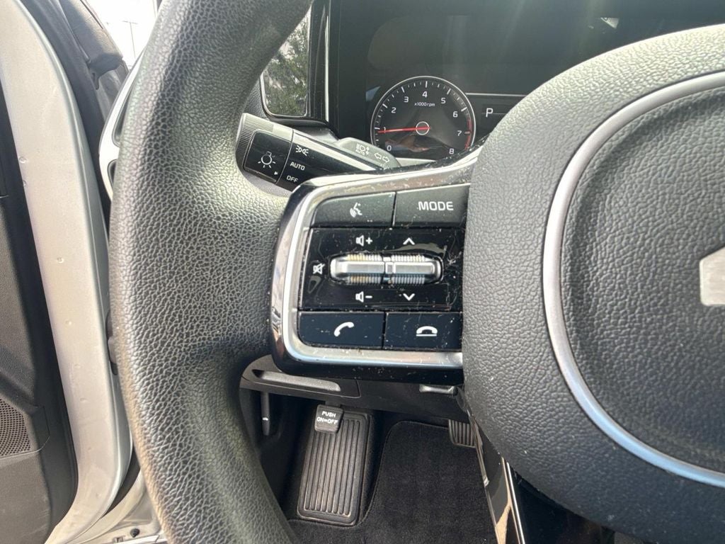 2022 Kia Sorento LX