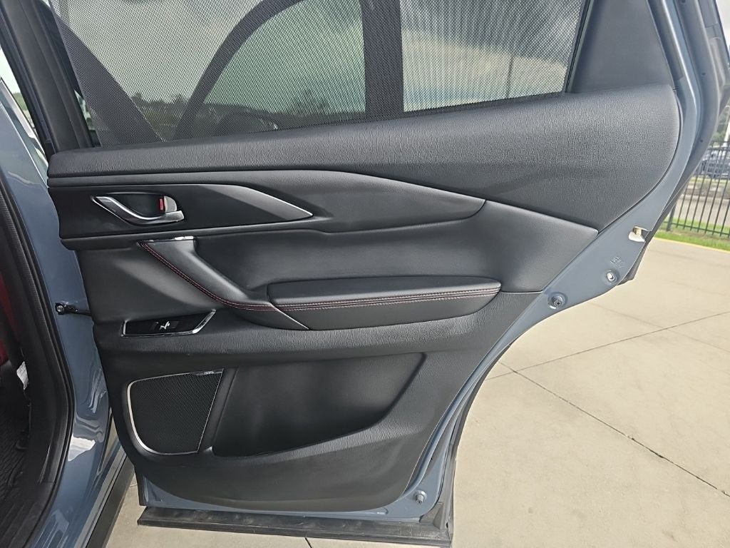 2022 Mazda Mazda CX-9 Carbon Edition