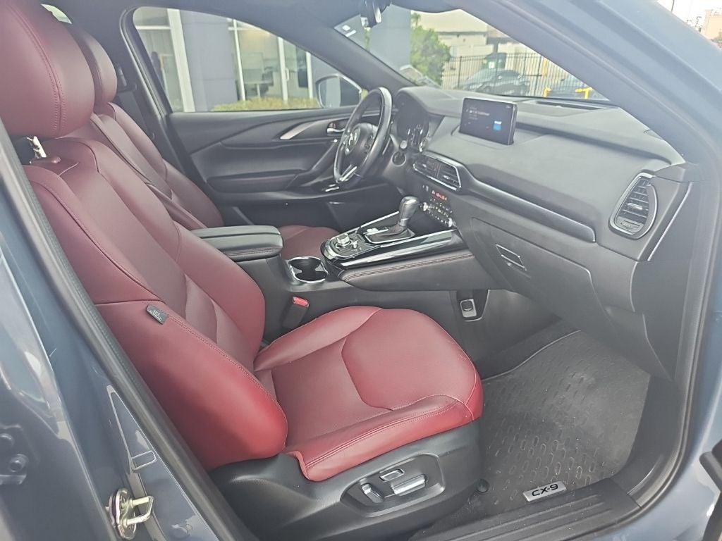 2022 Mazda Mazda CX-9 Carbon Edition