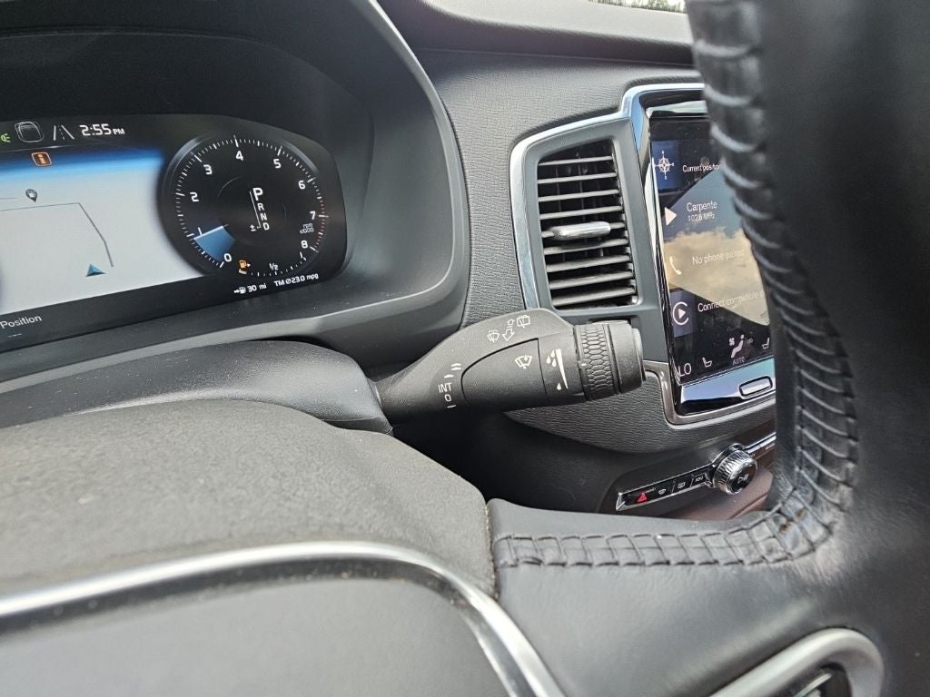 2020 Volvo XC90 T6 Momentum