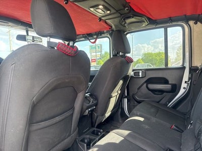 2022 Jeep Gladiator Sport