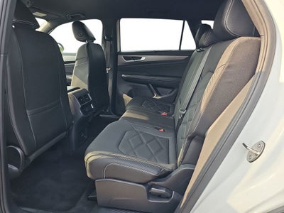 2025 Volkswagen Atlas Cross Sport 2.0T SE w/Technology