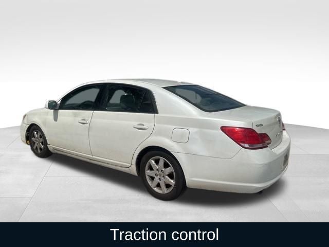 2010 Toyota Avalon XLS