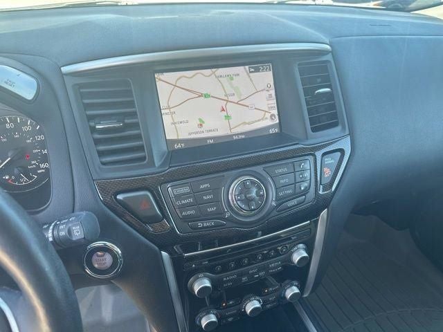 2020 Nissan Pathfinder SL