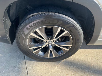 2016 Toyota Highlander XLE V6