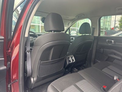 2025 Kia Sorento LX