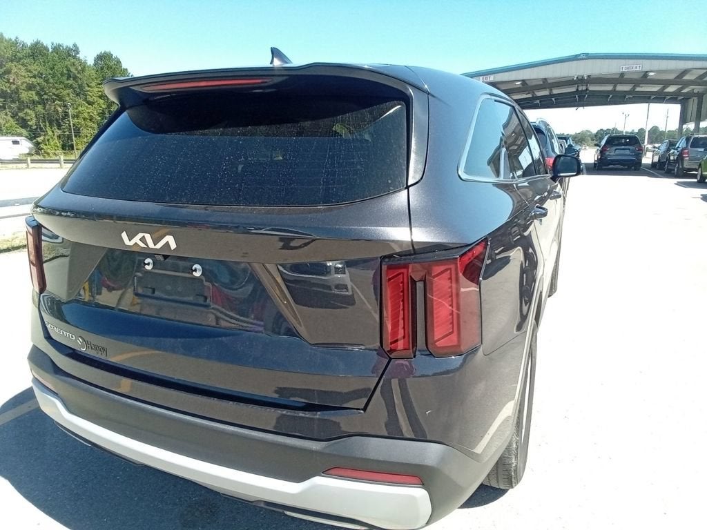 2025 Kia Sorento LX