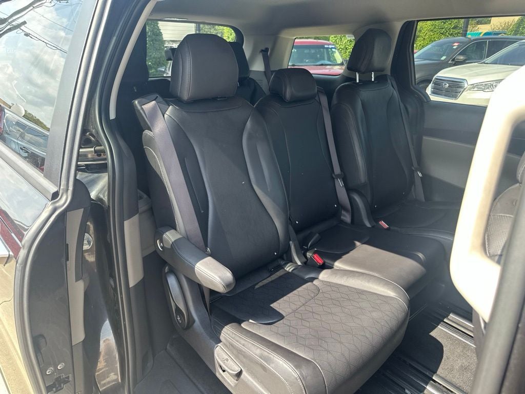 2025 Kia Carnival LXS