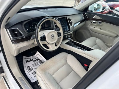 2019 Volvo XC90 T5 Momentum