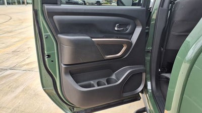 2024 Nissan Titan SV