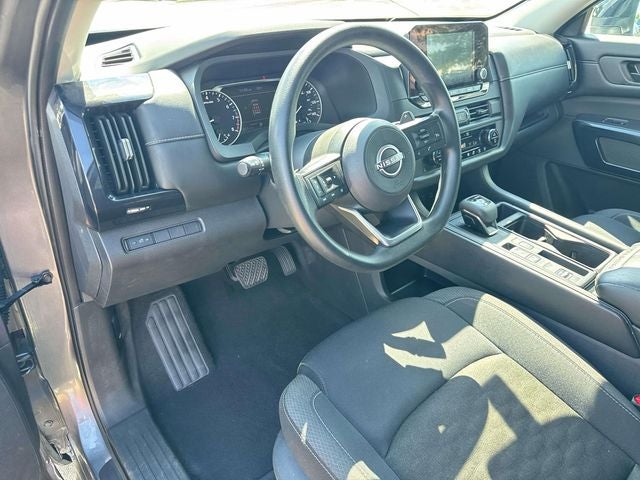 2024 Nissan Pathfinder S