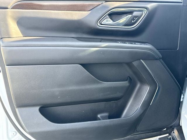 2023 GMC Yukon XL SLE