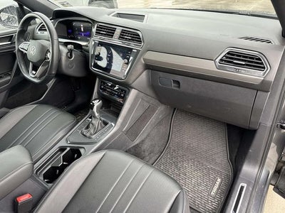 2024 Volkswagen Tiguan SE R-Line Black