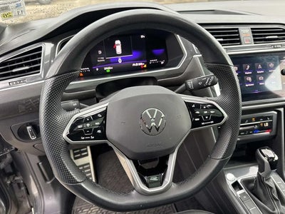 2024 Volkswagen Tiguan SE R-Line Black