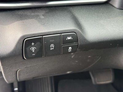 2022 Hyundai Elantra SE