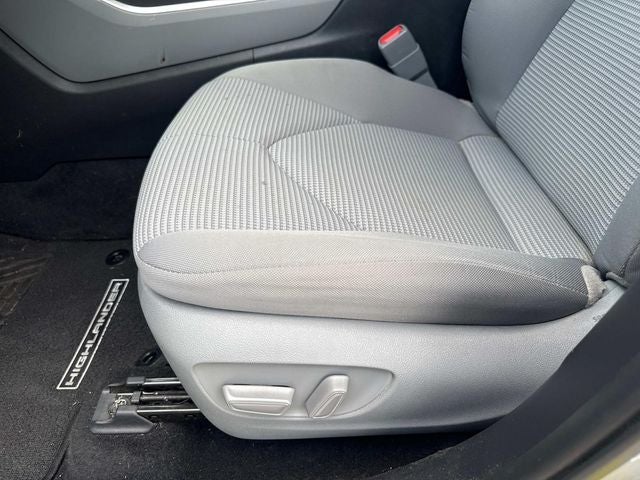 2021 Toyota Highlander L