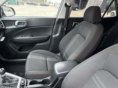 2022 Hyundai Venue SEL