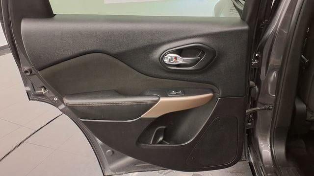 2018 Jeep Cherokee Latitude Tech Connect FWD