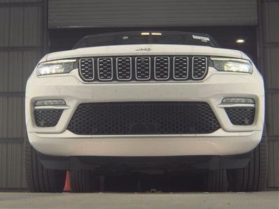 2022 Jeep Grand Cherokee Summit