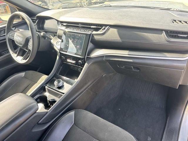 2023 Jeep Grand Cherokee L Altitude 4x2