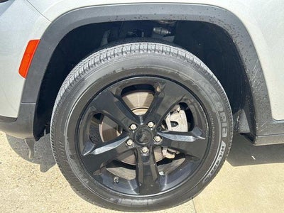 2023 Jeep Grand Cherokee L Altitude 4x2