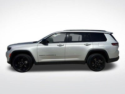 2023 Jeep Grand Cherokee L Altitude 4x2