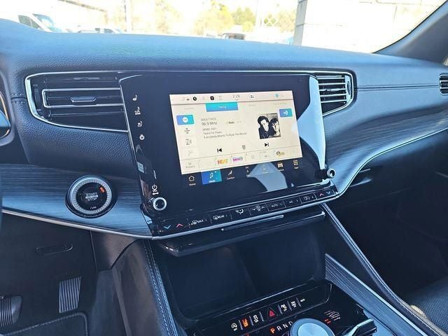 2024 Jeep Wagoneer L Series III