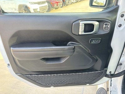 2023 Jeep Gladiator Willys 4x4