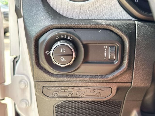 2024 Jeep Gladiator Sport
