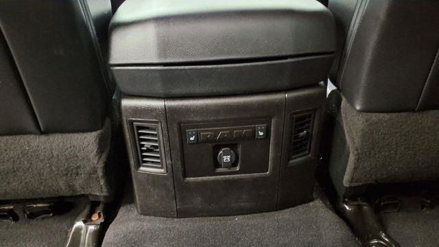 2018 RAM 1500 Laramie Crew Cab 4x4 5'7' Box