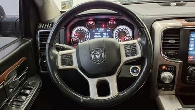 2018 RAM 1500 Laramie Crew Cab 4x4 5'7' Box