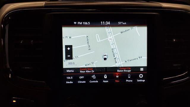 2018 RAM 1500 Laramie Crew Cab 4x4 5'7' Box