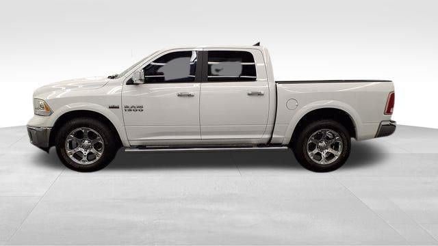2018 RAM 1500 Laramie Crew Cab 4x4 5'7' Box
