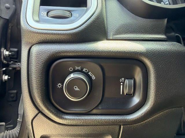 2023 RAM 1500 Big Horn Quad Cab 4x2 6'4' Box
