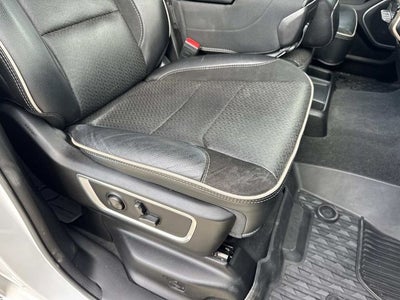 2022 RAM 1500 Laramie Crew Cab 4x2 5'7' Box