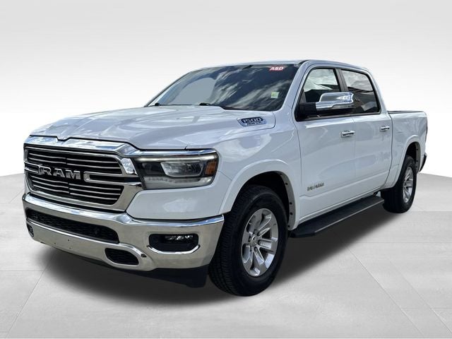 2022 RAM 1500 Laramie Crew Cab 4x2 5'7' Box