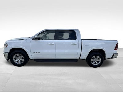 2022 RAM 1500 Laramie Crew Cab 4x2 5'7' Box