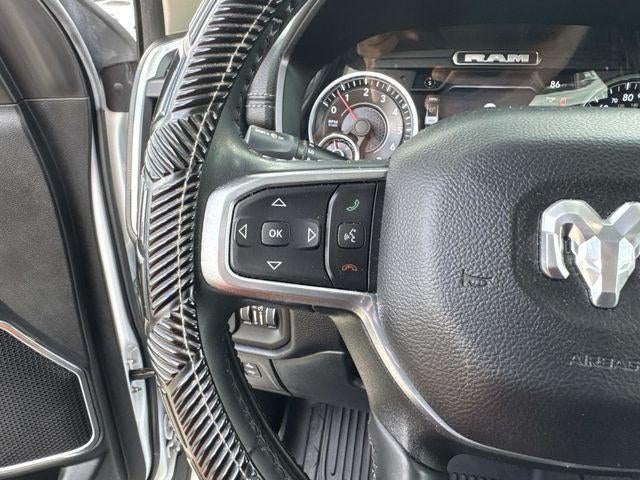 2022 RAM 1500 Laramie Crew Cab 4x2 5'7' Box