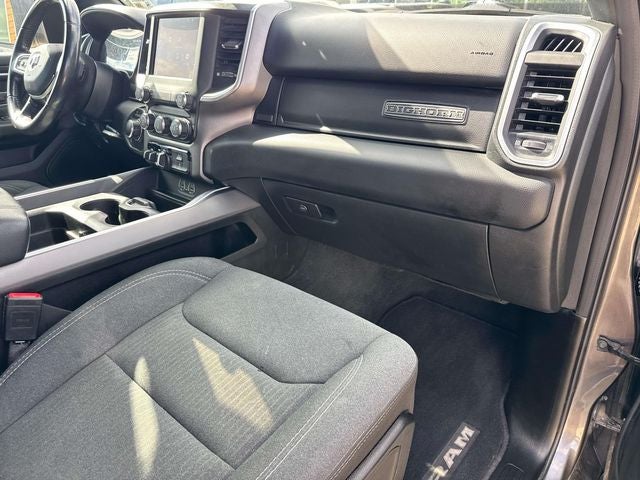 2022 RAM 1500 Big Horn Quad Cab 4x4 6'4' Box