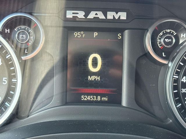 2022 RAM 1500 Big Horn Quad Cab 4x4 6'4' Box