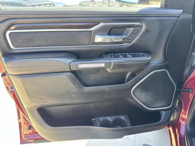 2022 RAM 1500 Laramie Crew Cab 4x4 5'7' Box