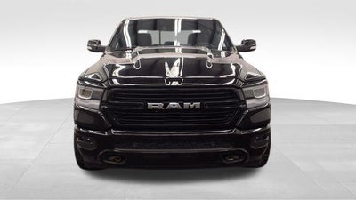 2020 RAM 1500 Laramie Crew Cab 4x4 5'7' Box