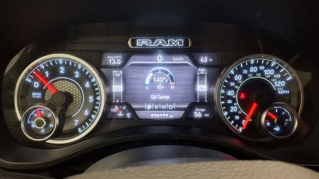 2020 RAM 1500 Laramie Crew Cab 4x4 5'7' Box