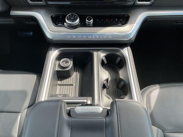 2025 Ford Expedition Platinum MAX