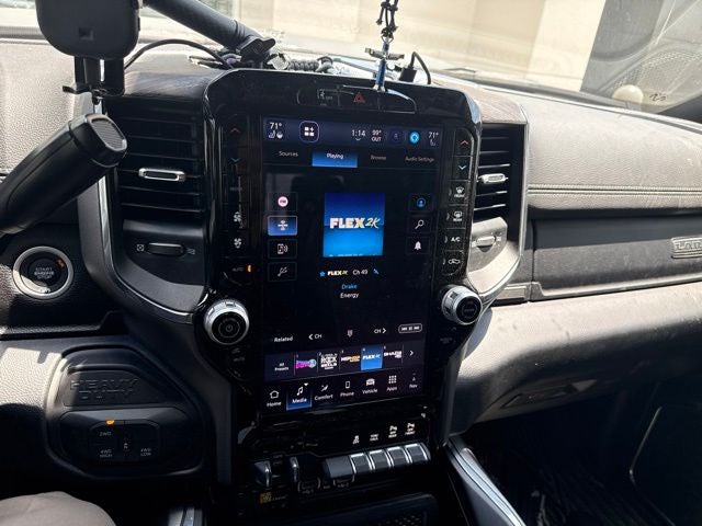 2025 RAM 2500 Laramie Crew Cab 4x4 6'4' Box