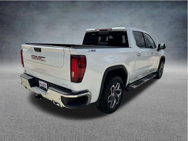 2025 GMC Sierra 1500 4WD Crew Cab Short Box SLT