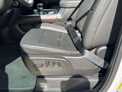 2025 GMC Sierra 1500 4WD Crew Cab Short Box SLT
