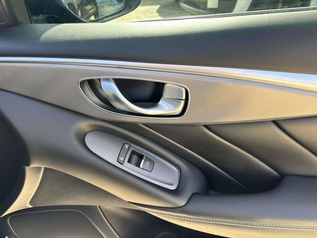 2016 INFINITI Q50 3.0t Red Sport 400