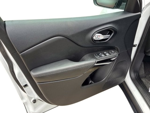 2023 Jeep Cherokee Altitude