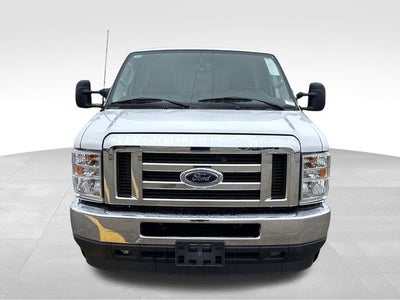 2025 Ford E-350SD Base Cutaway